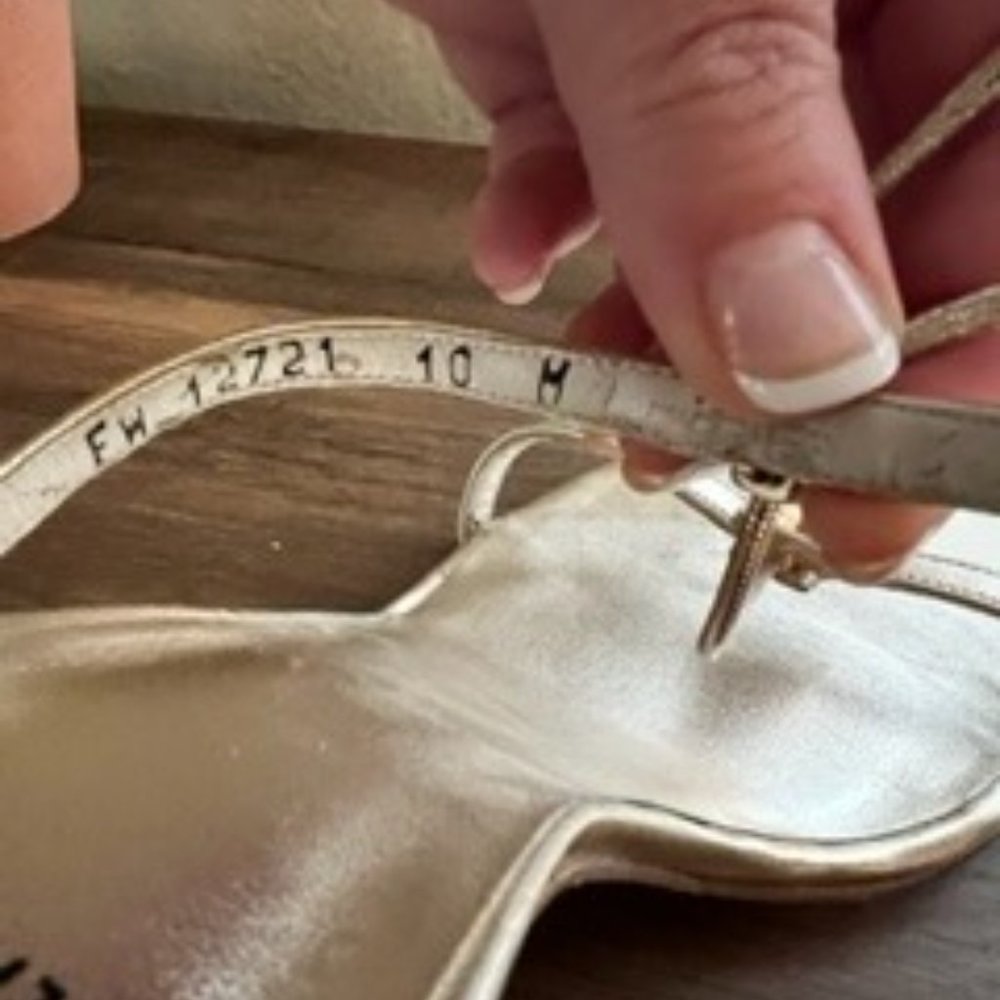 Stuart Weitzman High Heel Sandal - Picture 10 of 15